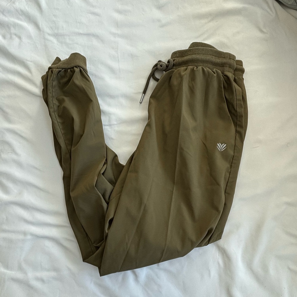 Forever 21 joggers - S